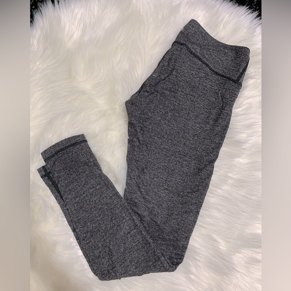 Size 8 Wunder Under - Picture 1 of 2